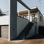 La S - De Standing